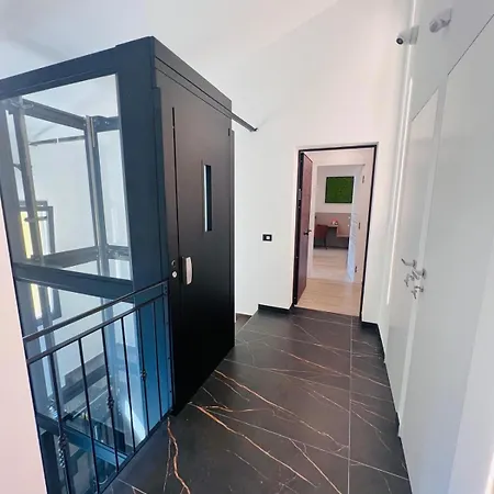 Cinque Terre Hub 12 Apartment *